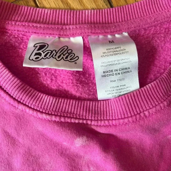 Barbie Mattel 2023 Sweatshirt Women’s Medium Crew neck Malibu California Pink - Picture 6 of 7